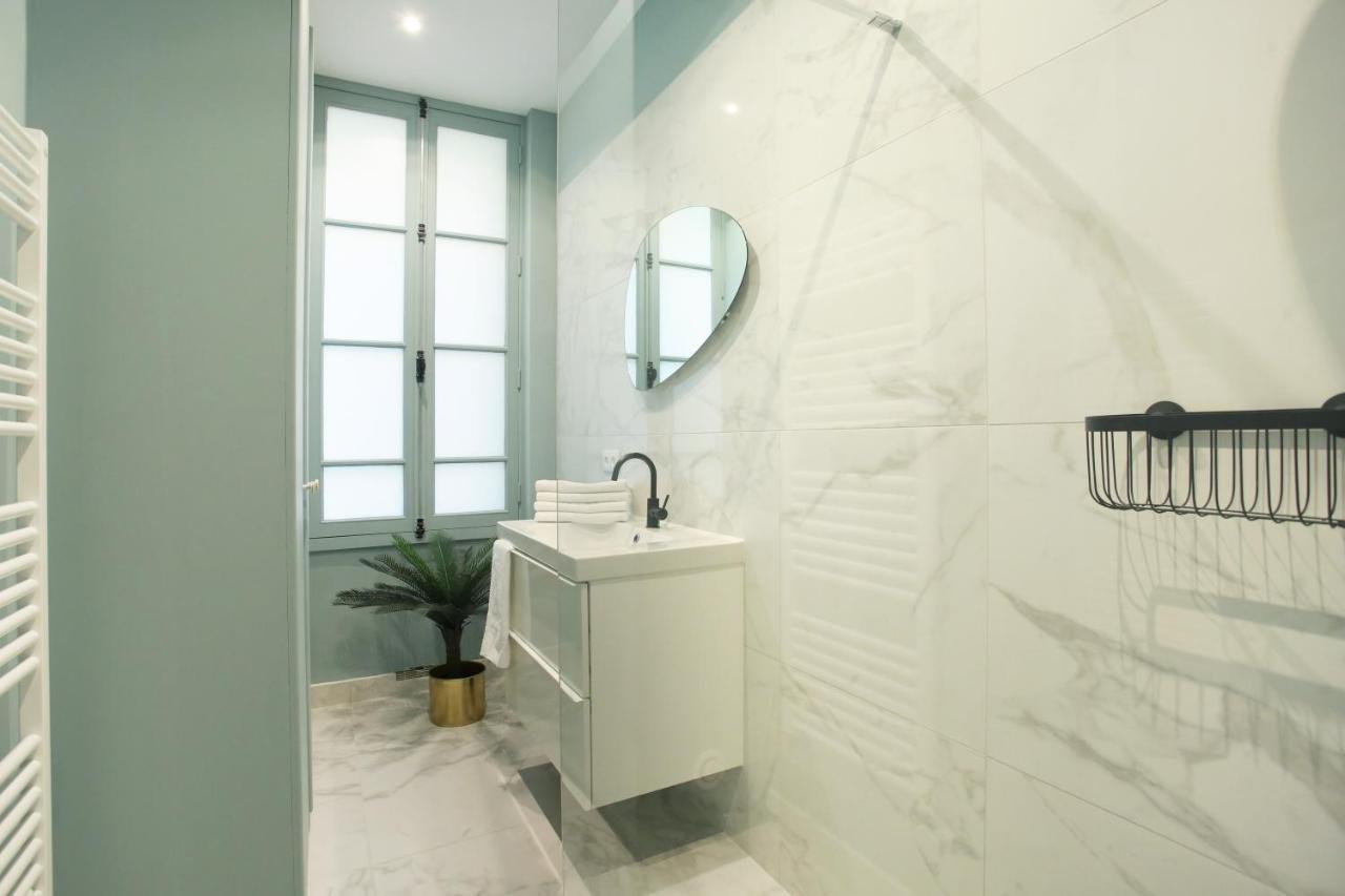 Apartment Champ De Mars - Tour Eiffel By Studio Prestige Paris Dış mekan fotoğraf