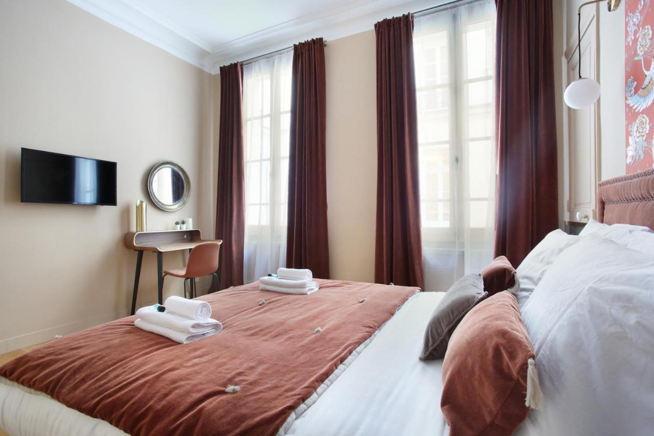 Apartment Champ De Mars - Tour Eiffel By Studio Prestige Paris Dış mekan fotoğraf